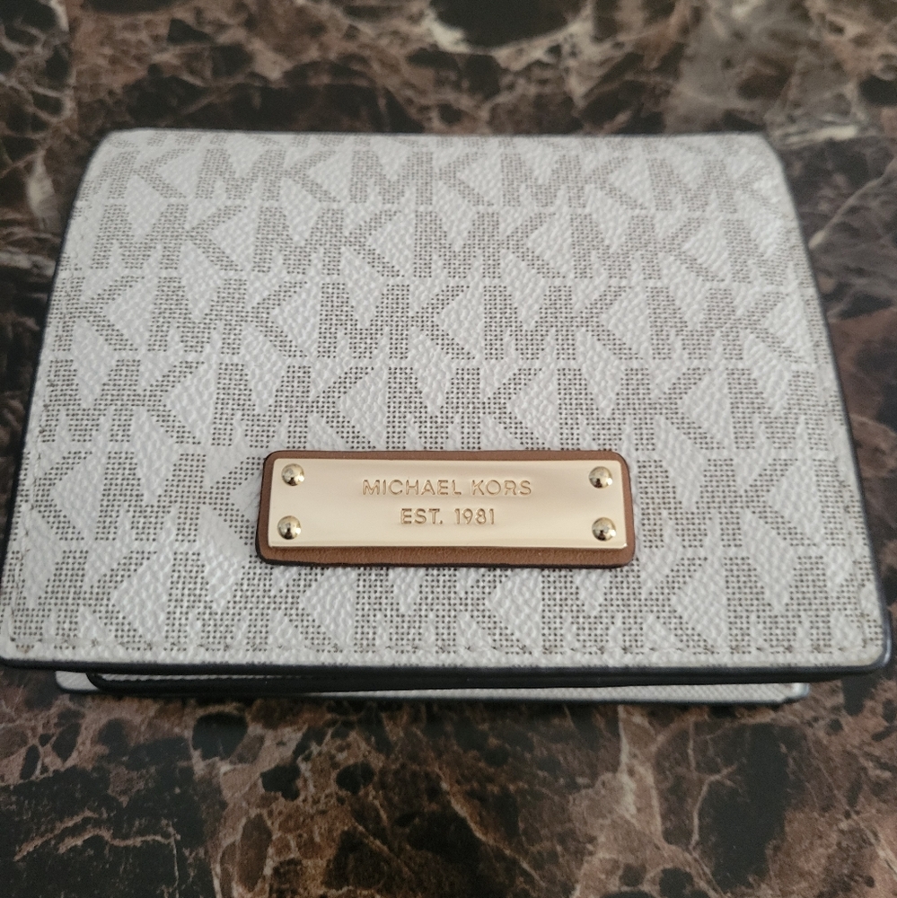 🎉HP🎉NWT!! Michael Kors Money Pieces Flap Card Wallet - Picture 14 of 14